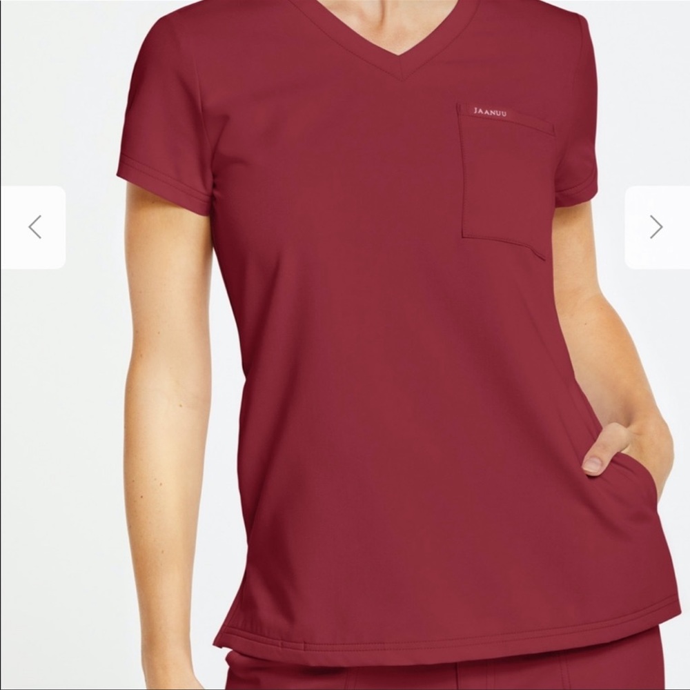 Like new scrub set